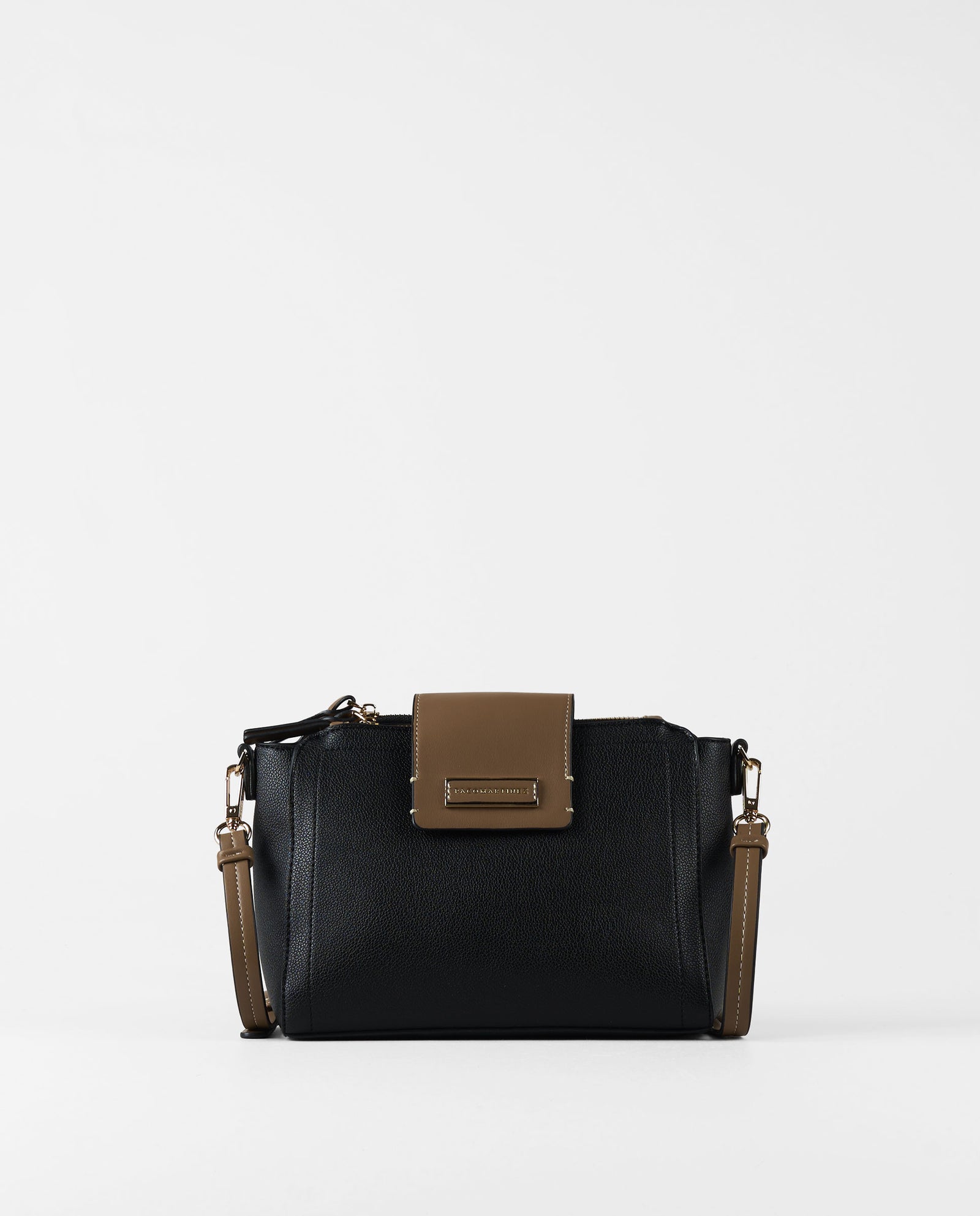 BANDOLERA FLAP NEGRA CON TEXTURA
