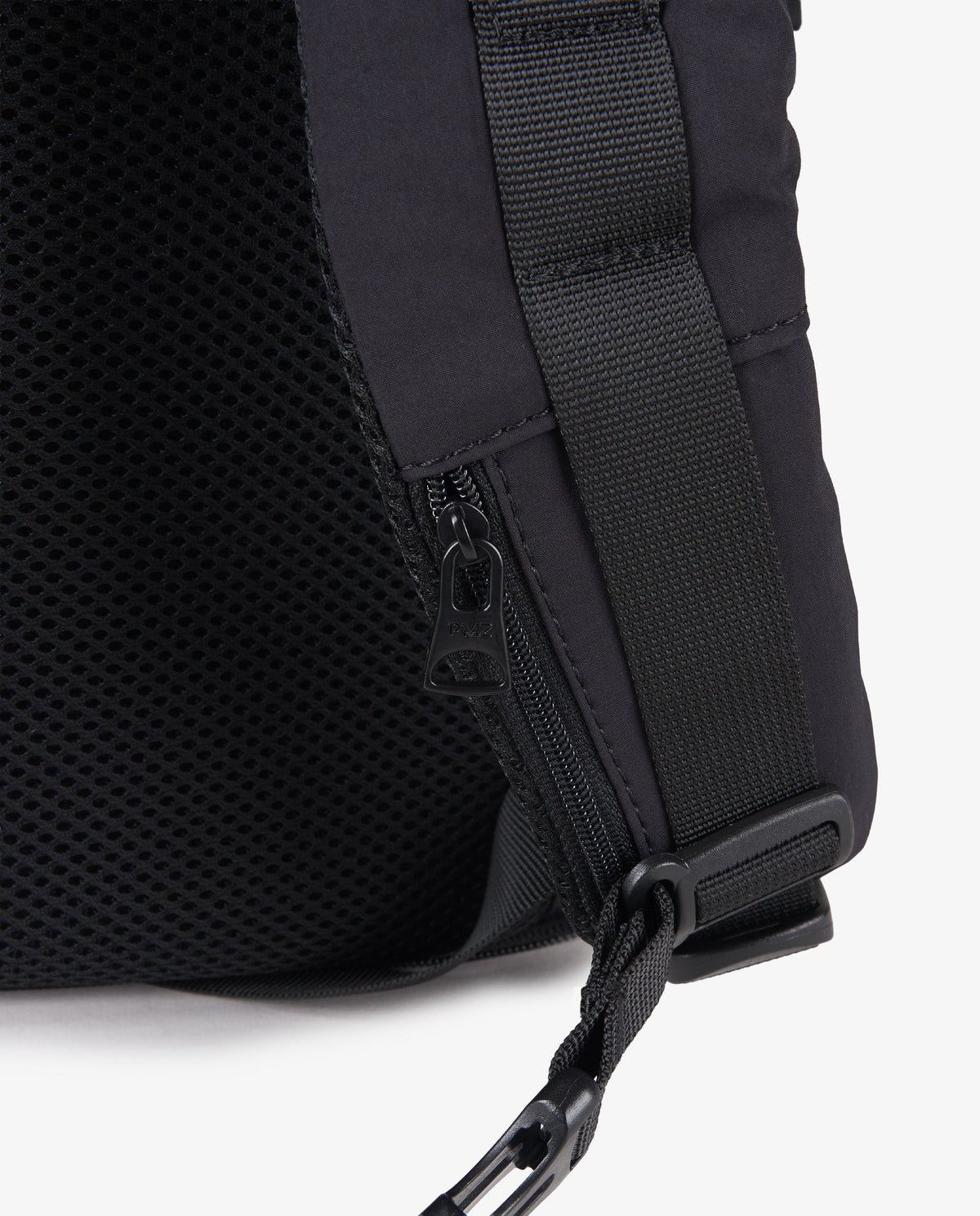 MOCHILA NEGRA TRAVELLER