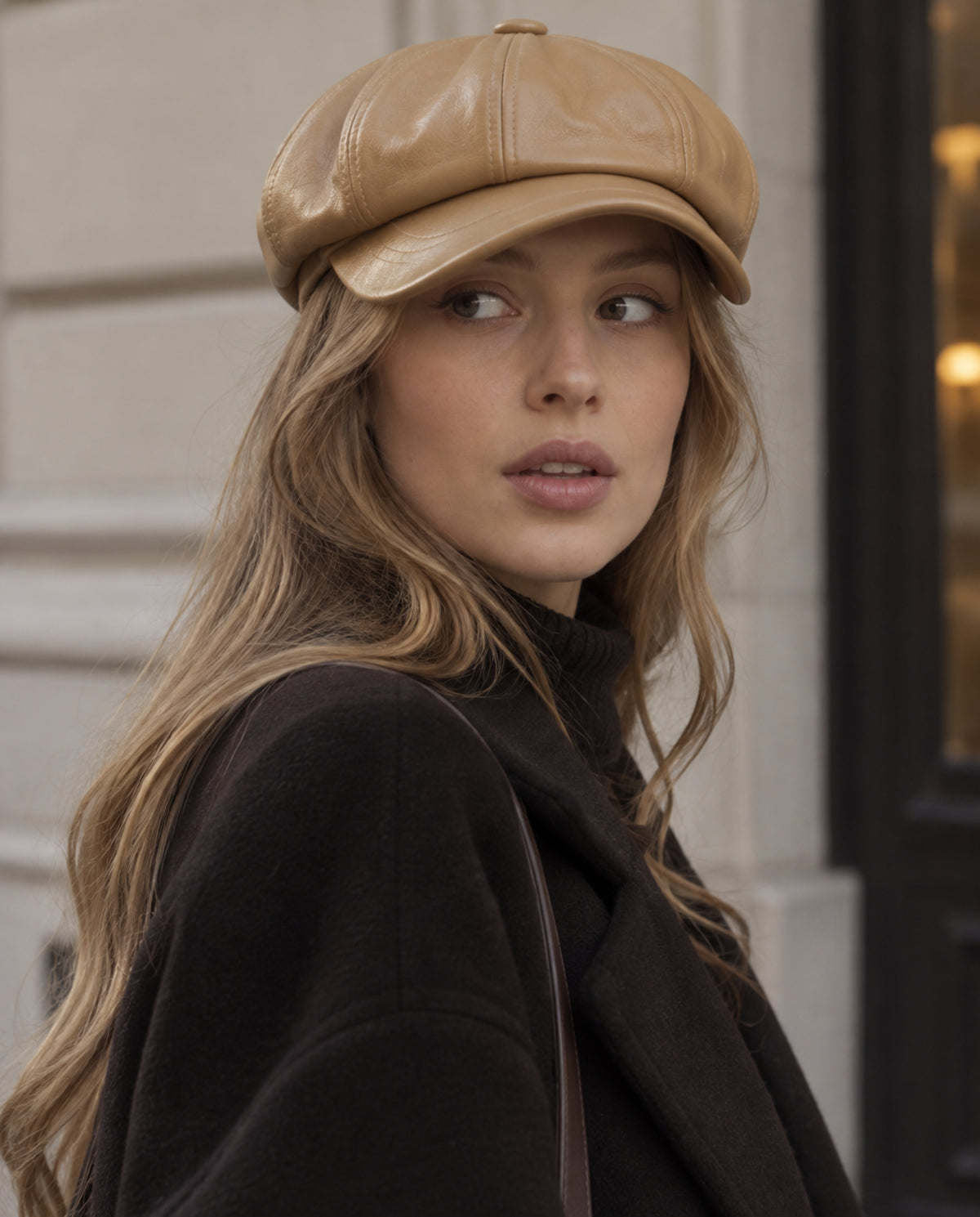 FAUX LEATHER DOCKER HAT