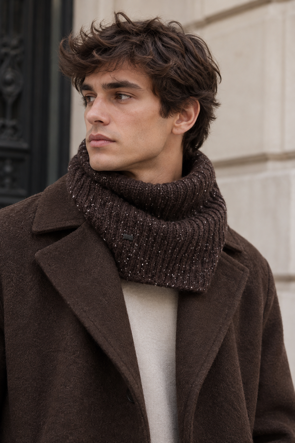 CUELLO PUNTO JASPEADO CON PELO