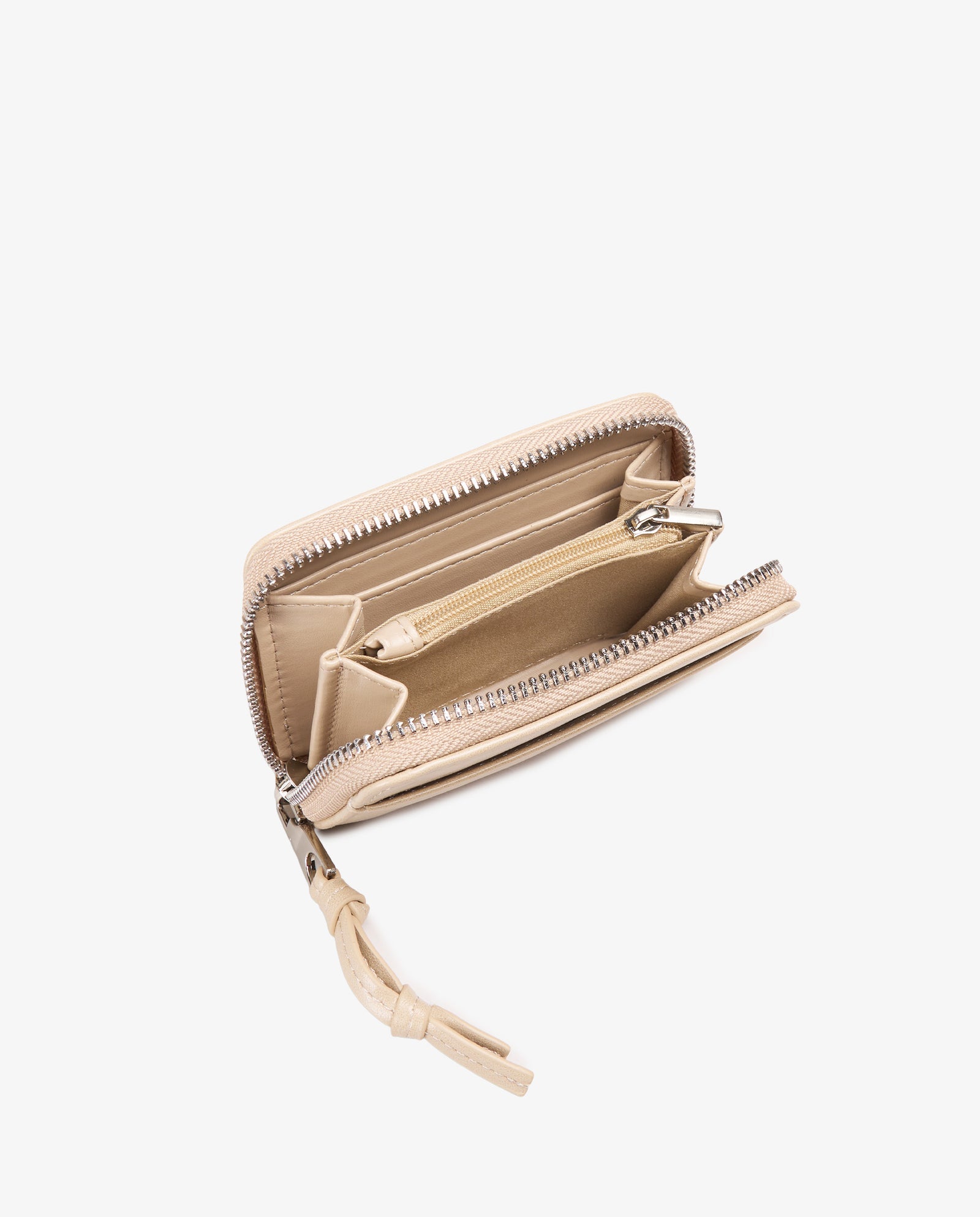 BILLETERA TACHUELAS
