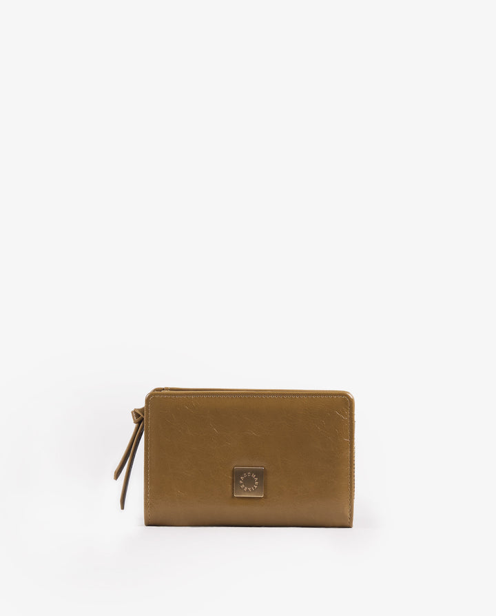 BILLETERA BRILLO CAMEL