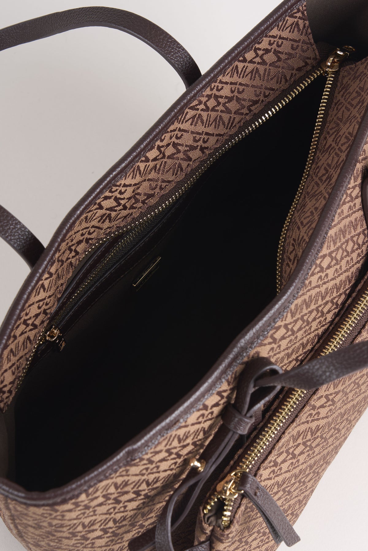 SHOULDER JACQUARD