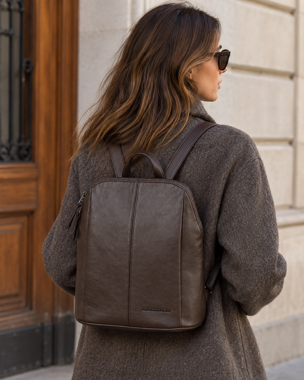 MOCHILA EFECTO PIEL MARRÓN