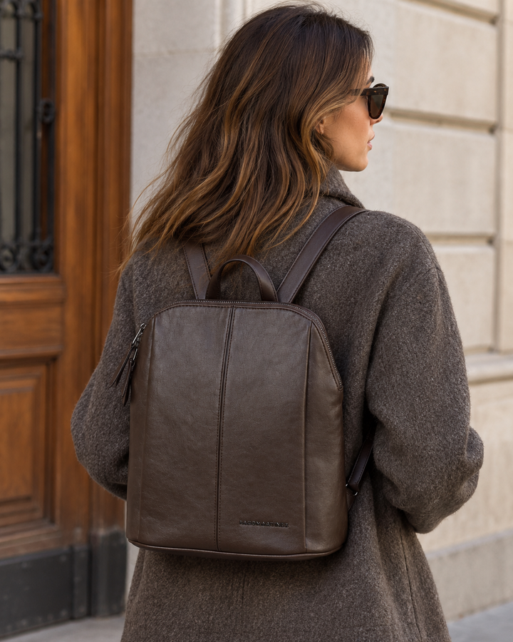 MOCHILA EFECTO PIEL MARRÓN